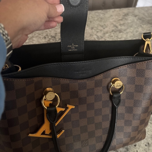 Louis Vuitton Damier Ebene Riverside - Picture 8 of 9